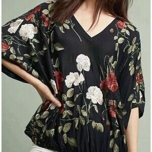 Anthropologie Akemi + Kin Allora Embroidered Floral V Neck Oversized Top XS/S